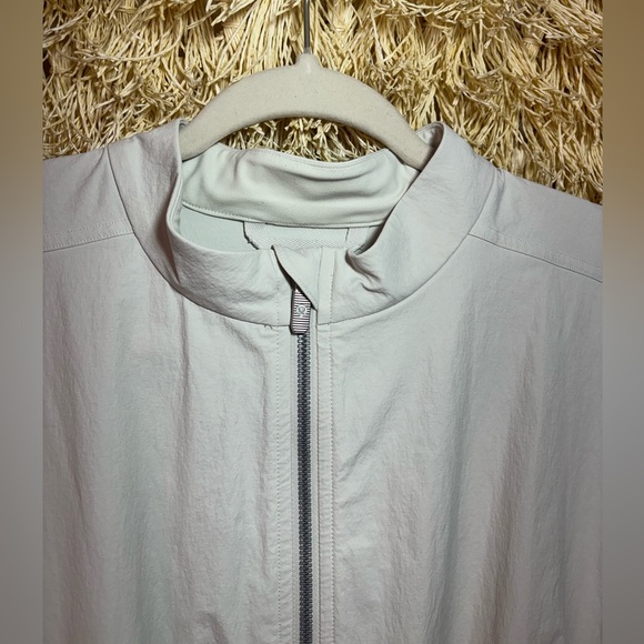 Lululemon💎NWOT💎Cinch-Waist Stretch Shirt Jacket NEW RARE STYLE💎Bone💎Large - Picture 14 of 16
